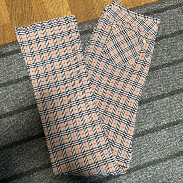 BURBERRY BLUE LABEL(バーバリーブルーレーベル)のBurberry ノバチェック　パンツ　フレア　ストレッチ レディースのパンツ(その他)の商品写真