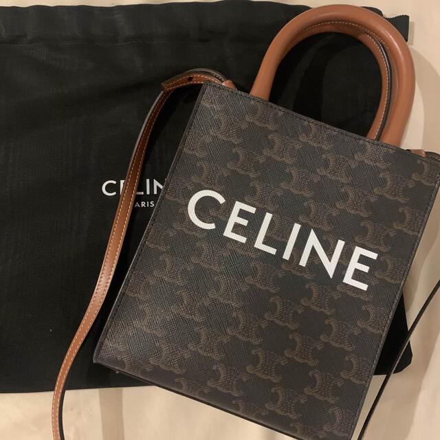 celine(セリーヌ)のCELINE セリーヌ ミニ バーティカルカバ トリオンフ キャンバス レディースのバッグ(ショルダーバッグ)の商品写真