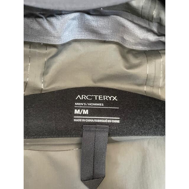 ARC'TERYX(アークテリクス)のARC’TERYX ZETA SLジャケット Mサイズ 日本限定カラー メンズのジャケット/アウター(マウンテンパーカー)の商品写真