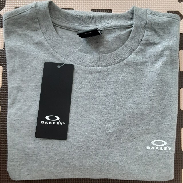 Oakley(オークリー)のオークリーメンズTシャツ メンズのトップス(Tシャツ/カットソー(半袖/袖なし))の商品写真