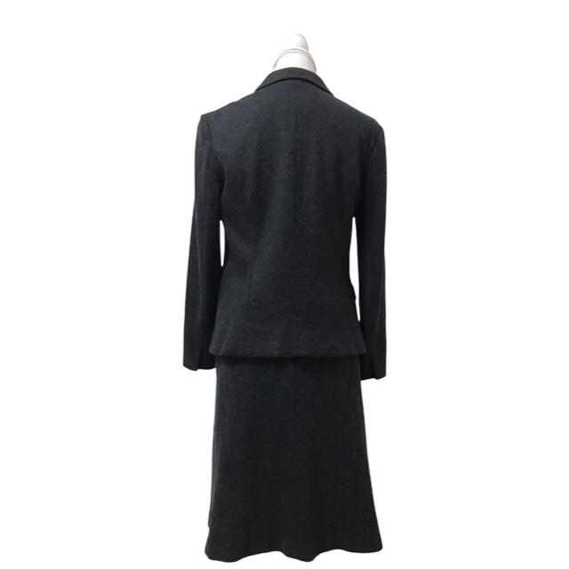 UNTITLED(アンタイトル)のアンタイトル　ウール　セットアップ　スーツ　ジャケット　スカート　サイズ4 レディースのフォーマル/ドレス(スーツ)の商品写真