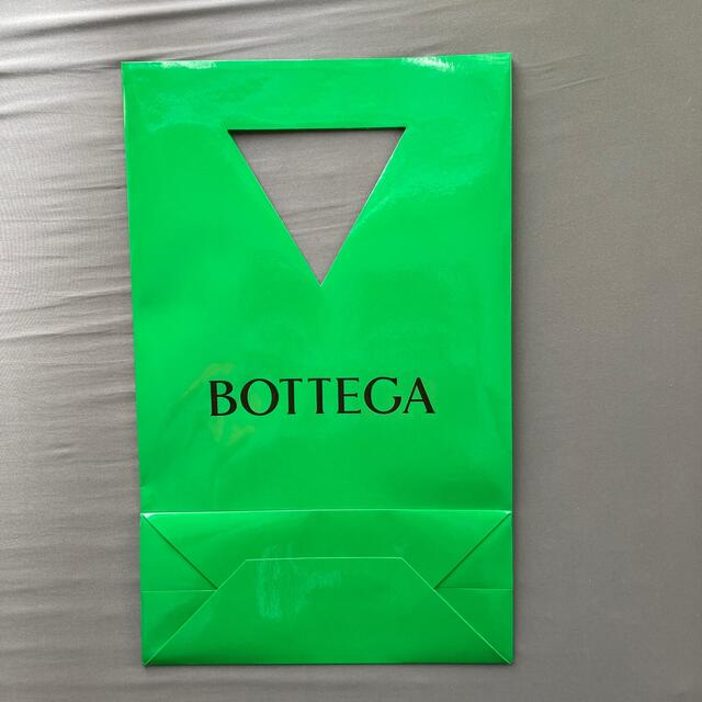 Bottega Veneta(ボッテガヴェネタ)のボッテガ　紙袋　ショップ袋 レディースのバッグ(ショップ袋)の商品写真