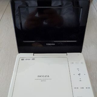 TOSHIBA REGZA レグザポータブルプレーヤー SD-P710SW(ブルーレイプレイヤー)