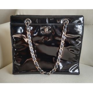 シャネル(CHANEL)のCHANELシャネルエナメルチェーンバック(トートバッグ)