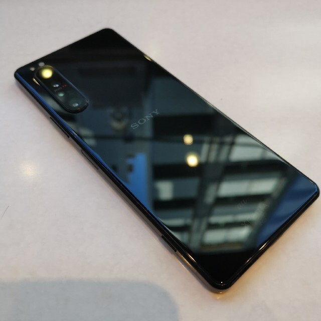 超格安価格 Xperia 1 ii au ブラック sog01 SIMロック解除済