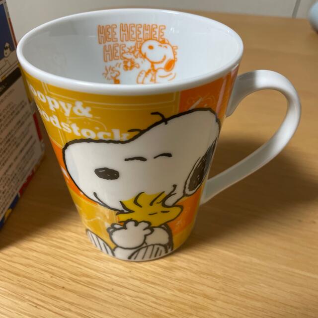 SNOOPY(スヌーピー)のケンタッキー限定　スヌーピー　トールマグ エンタメ/ホビーのおもちゃ/ぬいぐるみ(キャラクターグッズ)の商品写真