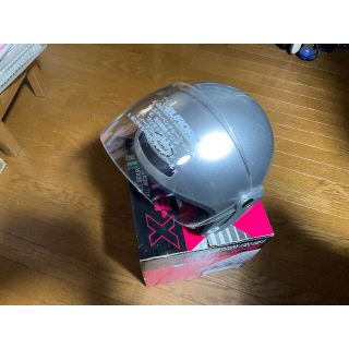 ジェットヘルメット【新品未使用・箱入】（58cm〜60cm）お年玉値引、20％。(ヘルメット/シールド)