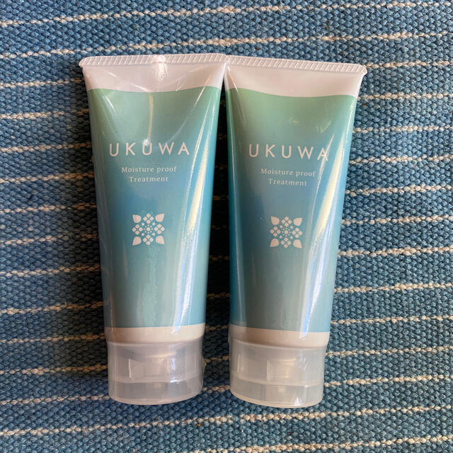 【新品未使用】UKUWA  ウクワ　モイスチャープルーフトリートメント　100g コスメ/美容のヘアケア/スタイリング(トリートメント)の商品写真