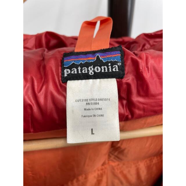 patagonia(パタゴニア)のパタゴニア　ダウンＬサイズ メンズのジャケット/アウター(ダウンジャケット)の商品写真