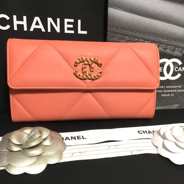 CHANEL - 専用♡超美品♡新作 シャネル マトラッセ 長財布 正規品 希少 ...