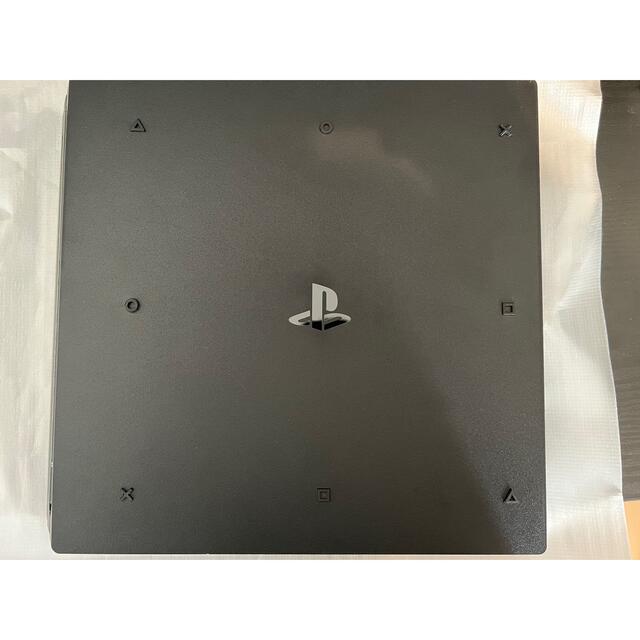 PlayStation4(プレイステーション4)のSONY PlayStation4 Pro 本体 CUH-7100BB01 エンタメ/ホビーのゲームソフト/ゲーム機本体(家庭用ゲーム機本体)の商品写真