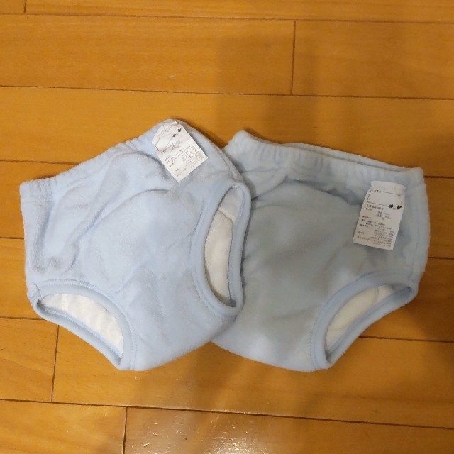 トレーニングパンツ　2枚組み キッズ/ベビー/マタニティのおむつ/トイレ用品(トレーニングパンツ)の商品写真