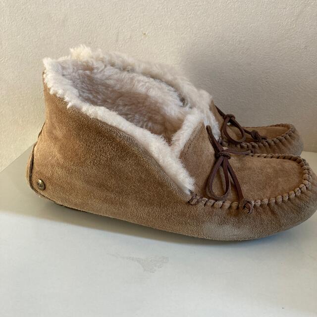 UGG   モカシン　アレーナ　　24センチ