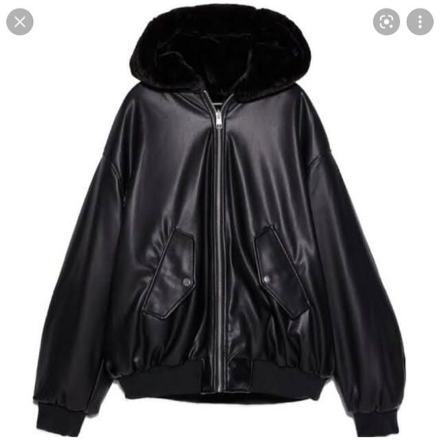 ZARA(ザラ)のZARA リバーシブルボンバージャケット　ボア　M レディースのジャケット/アウター(毛皮/ファーコート)の商品写真