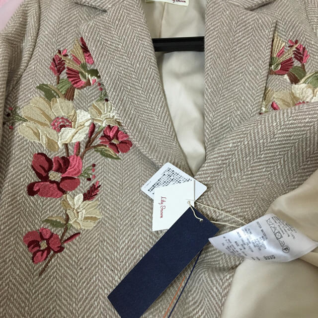 LilyBrown フラワー刺繍コート