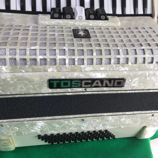 TOSCANO 34鍵盤60   ベース工房整備済み安定したミューゼツトサウンド 楽器の鍵盤楽器(アコーディオン)の商品写真
