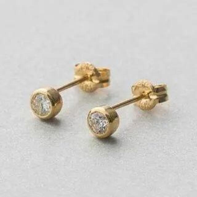 ete(エテ)の【エテ ete】ブライト 計0.20ct ダイヤモンドソリテールピアス 訳あり レディースのアクセサリー(ピアス)の商品写真