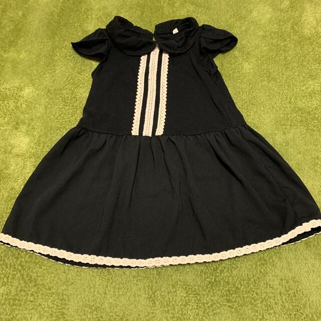 西松屋(ニシマツヤ)の黒いワンピース　レースあり　110 キッズ/ベビー/マタニティのキッズ服女の子用(90cm~)(ワンピース)の商品写真