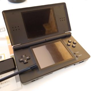 ニンテンドウ(任天堂)のNintendo DS Lite ジェットブラック(携帯用ゲーム機本体)