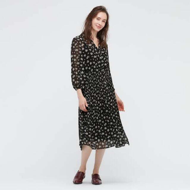 UNIQLO(ユニクロ)のUNIQLO Joy of Print シフォンプリーツワンピース レディースのワンピース(ロングワンピース/マキシワンピース)の商品写真