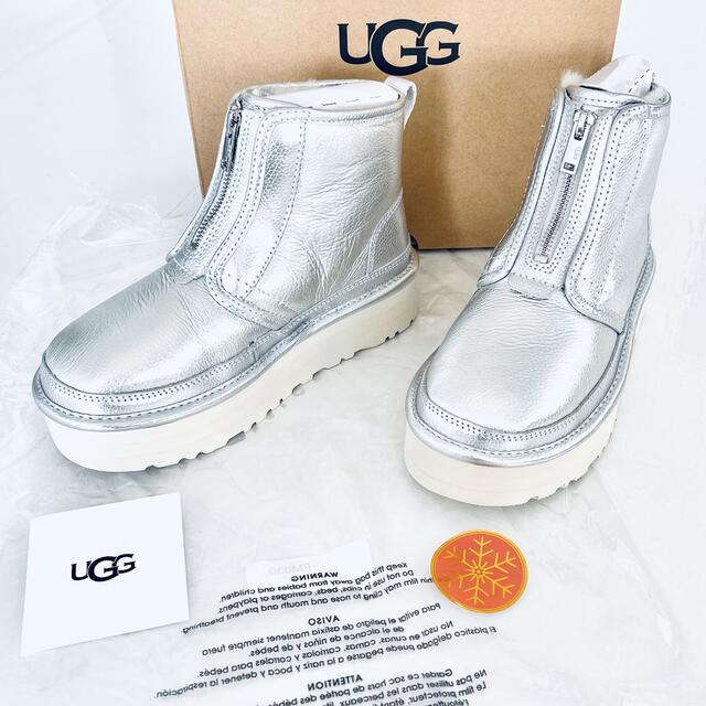 UGG(アグ)の新品 UGG NEUMEL PLATFORM ZIP ボアブーツ 23 シルバー レディースの靴/シューズ(ブーティ)の商品写真