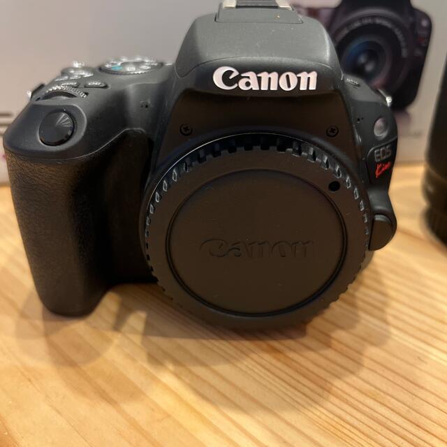 Canon(キヤノン)のぺけ様専用Canon EOS KISS X9 Wズームキット BK スマホ/家電/カメラのカメラ(デジタル一眼)の商品写真