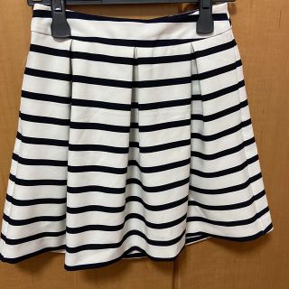 ザラ(ZARA)のスカート(ひざ丈スカート)