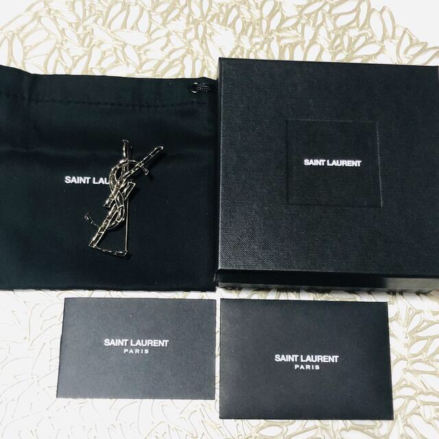 SAINT LAURENT YSL オピウムクロコダイルブローチ