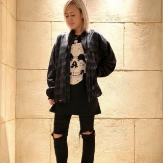 ヒステリックグラマーSKULL HEAD オーバーサイズTシャツ