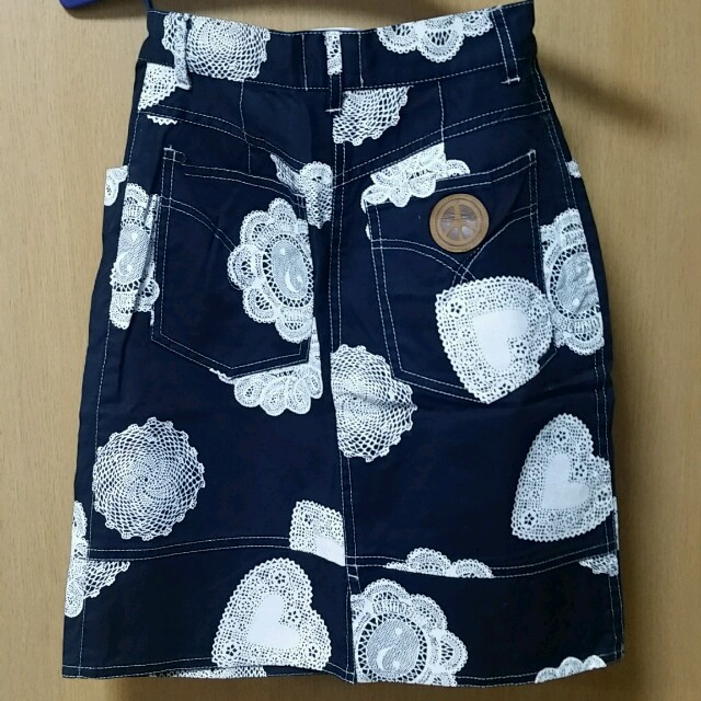 MOSCHINO(モスキーノ)のスカート レディースのスカート(ひざ丈スカート)の商品写真