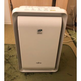 フジツウ(富士通)の富士通　fujitsu 加湿脱臭機 DAS-303B フィルター綺麗　美品！！(空気清浄器)