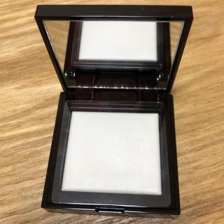 laura mercier - ローラメルシエ シークレットブラーリングパウダー ...