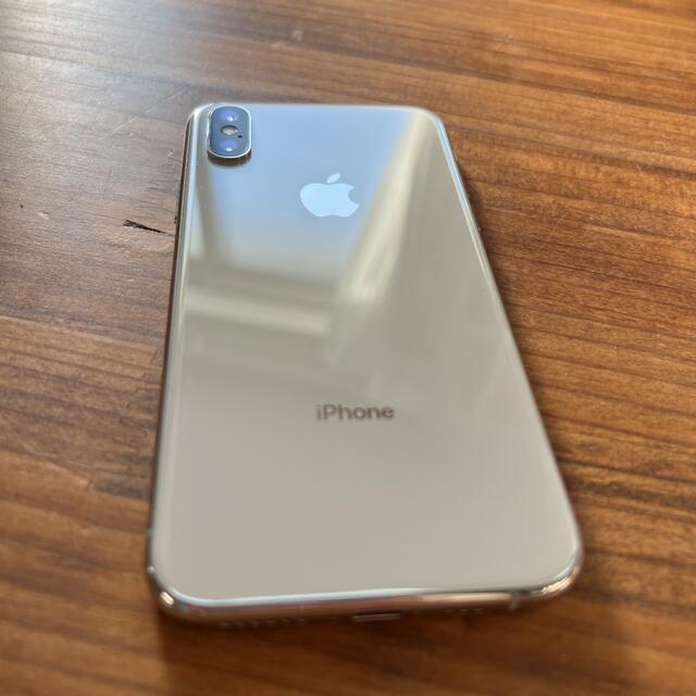 iPhone(アイフォーン)のiPhone Xs Silver 64GB SIMフリー スマホ/家電/カメラのスマートフォン/携帯電話(スマートフォン本体)の商品写真