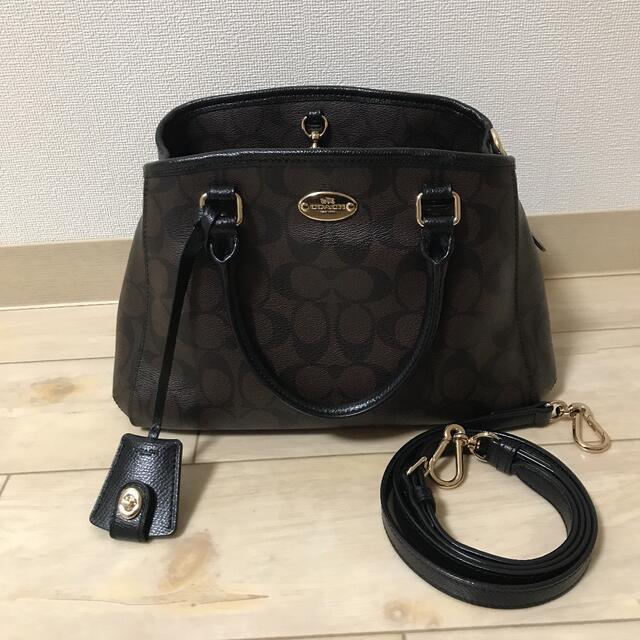 COACH(コーチ)のコーチ　ハンド＆ショルダーバッグ　ロゴ柄　ブラック＆ブラウン系 レディースのバッグ(ハンドバッグ)の商品写真