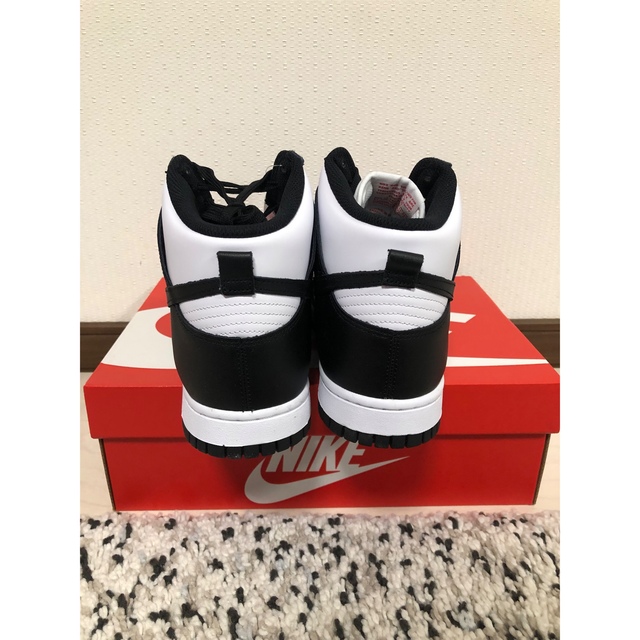 NIKE(ナイキ)のNIKE WMNS DUNK HIGH BLACK AND WHITE メンズの靴/シューズ(スニーカー)の商品写真