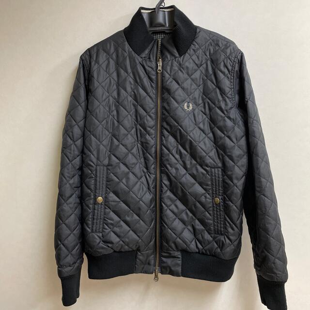 FRED PERRY(フレッドペリー)のフレッドペリー  リバーシブルブルゾン Mサイズ メンズのジャケット/アウター(ブルゾン)の商品写真