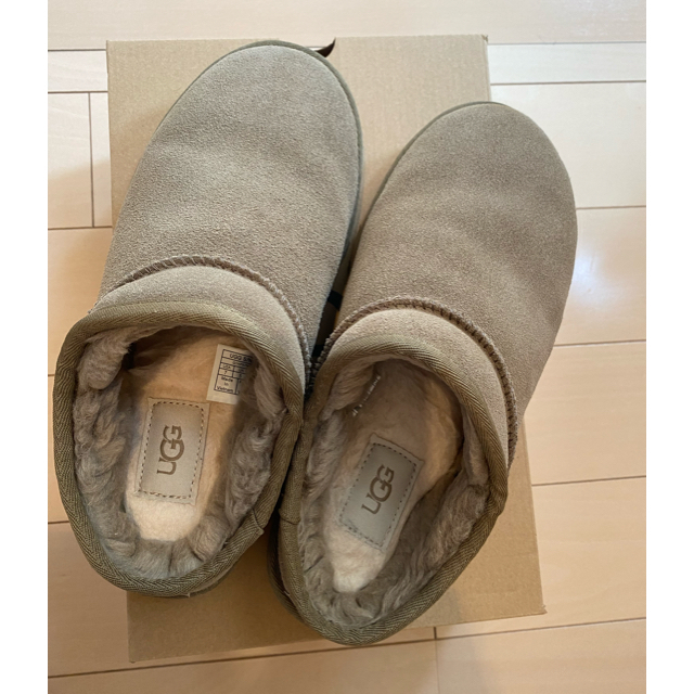 【UGG】 CLASSIC SLIPPER 24センチ