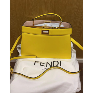 FENDI - 美品 FENDI フェンディ 限定品 ピーカブー の通販｜ラクマ