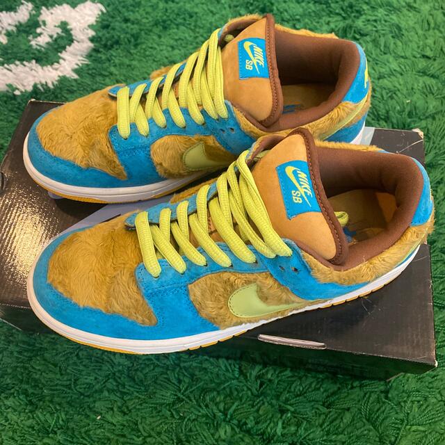 NIKE(ナイキ)のNIKE DUNK LOW SB US10メディコム・トイ ベアブリック  メンズの靴/シューズ(スニーカー)の商品写真