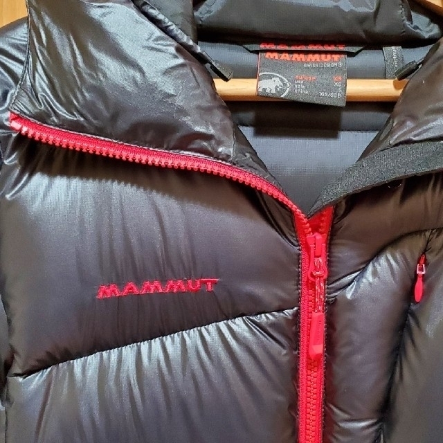 Mammut(マムート)のMAMMUT黒色ダウン メンズのジャケット/アウター(ダウンジャケット)の商品写真