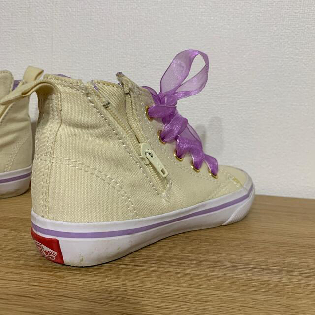 VANS(ヴァンズ)のVANS ハイカット　スニーカー キッズ/ベビー/マタニティのキッズ靴/シューズ(15cm~)(スニーカー)の商品写真