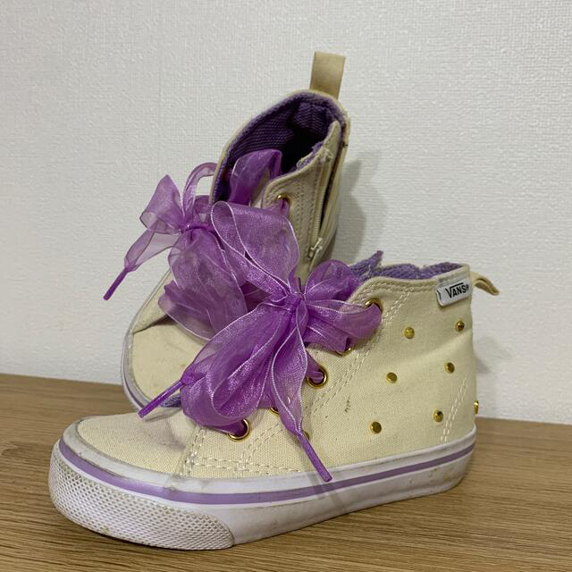 VANS(ヴァンズ)のVANS ハイカット　スニーカー キッズ/ベビー/マタニティのキッズ靴/シューズ(15cm~)(スニーカー)の商品写真