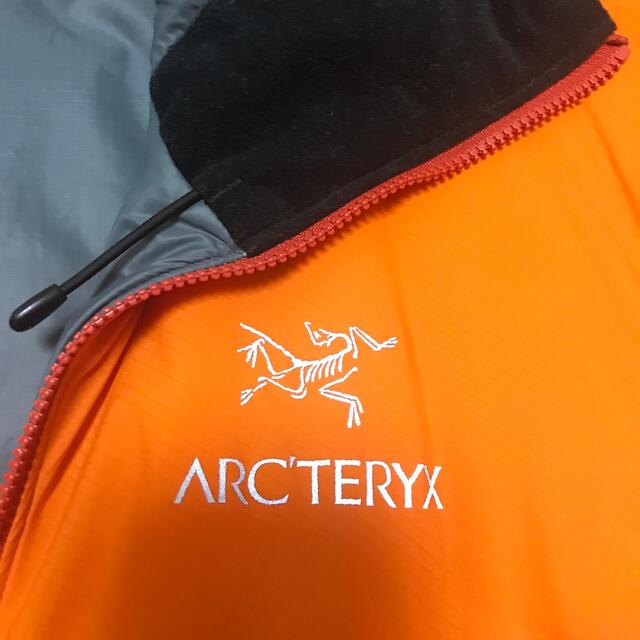 ARC'TERYX(アークテリクス)のアークテリクス　中綿フゥーディー　ジャケット メンズのジャケット/アウター(ナイロンジャケット)の商品写真