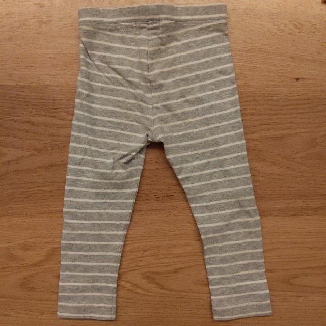 Old Navy(オールドネイビー)のキッズ・ベビー　レギンス　90.95   2枚セット キッズ/ベビー/マタニティのキッズ服女の子用(90cm~)(パンツ/スパッツ)の商品写真