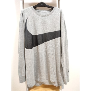 ナイキ(NIKE)のNIKE ナイキ ビッグスウッシュオーバーサイズ長袖Tシャツ(Tシャツ/カットソー(七分/長袖))