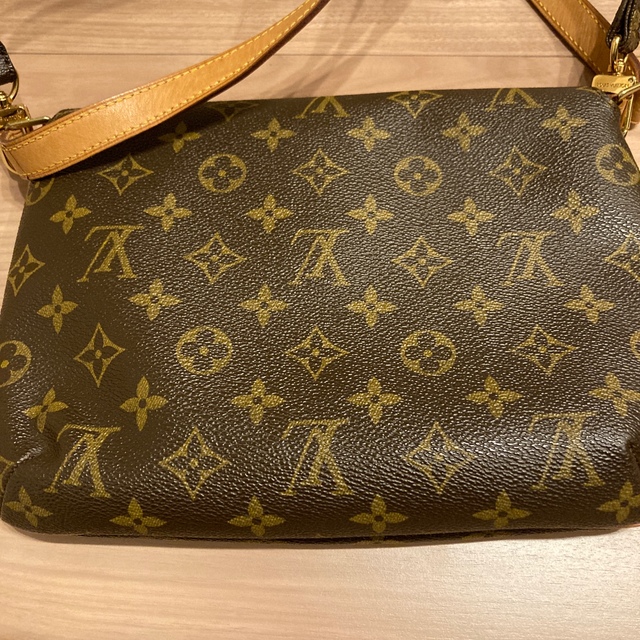 LOUIS VUITTON(ルイヴィトン)のLOUIS VUITTON ミュゼットタンゴ ＆モノグラムロングストラップ レディースのバッグ(ショルダーバッグ)の商品写真