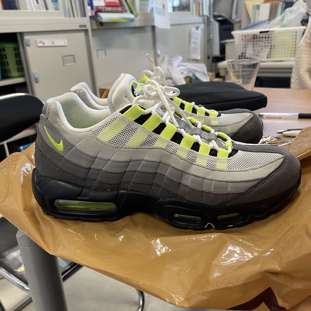 NIKE エアマックス95 AIR MAX95  イエローグラデ