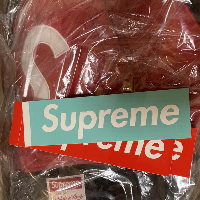 Supreme Skittles スタジャン　Twice ミナ着用