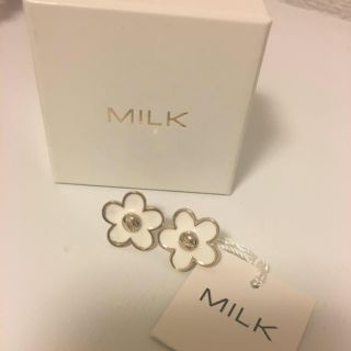 ミルク(MILK)の新品♡フラワーピアス(ピアス)