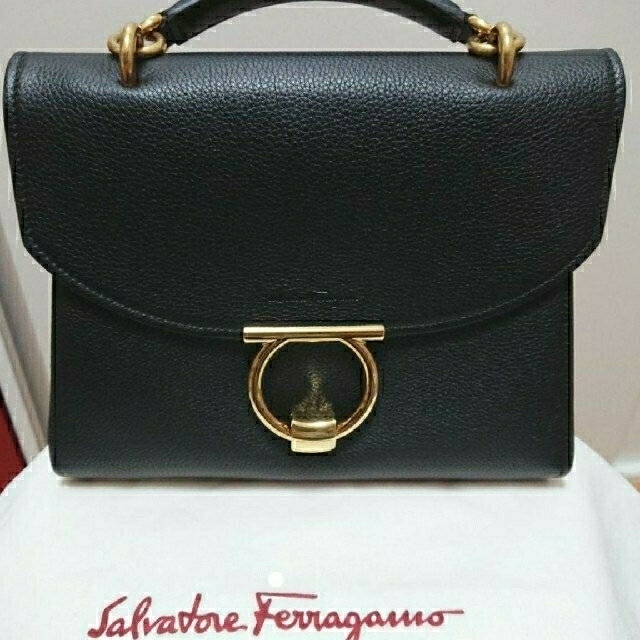 Salvatore Ferragamo(サルヴァトーレフェラガモ)のフェラガモ トップハンドルバッグ レディースのバッグ(ハンドバッグ)の商品写真